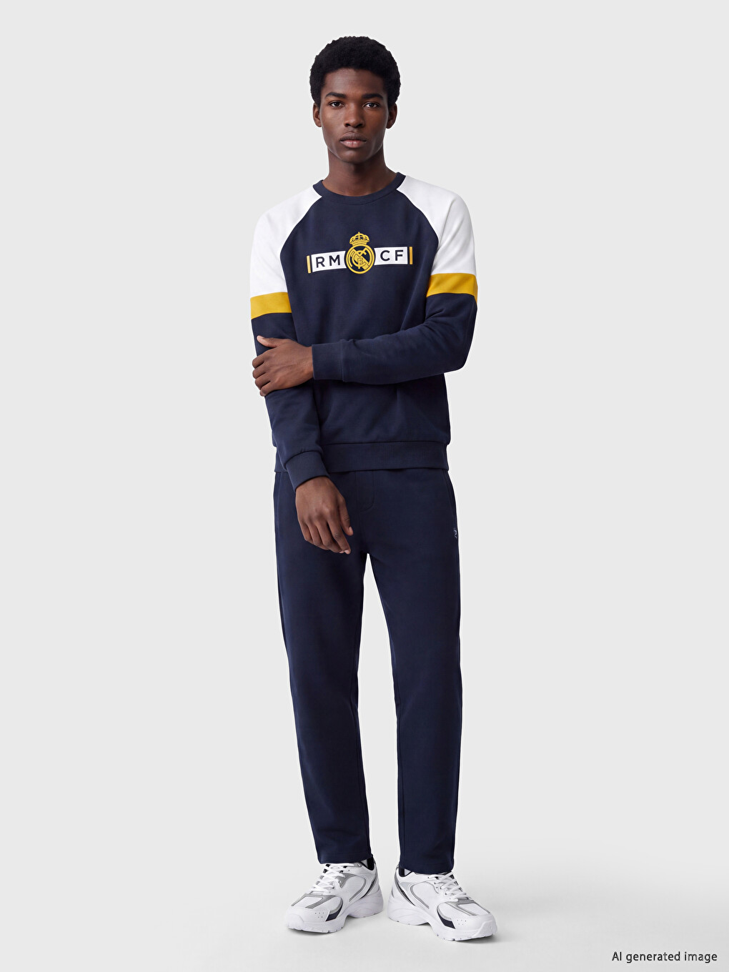 Lacivert Real Madrid Baskılı Erkek Sweatshirt-1