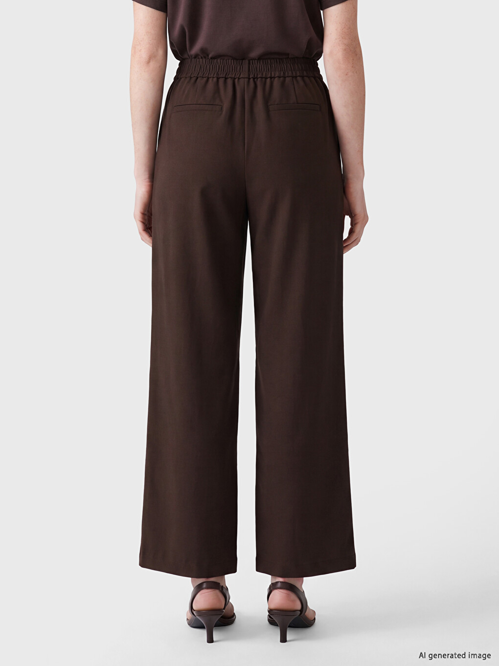 Kahverengi Beli Lastikli Geniş Paça Kadın Pantolon-3