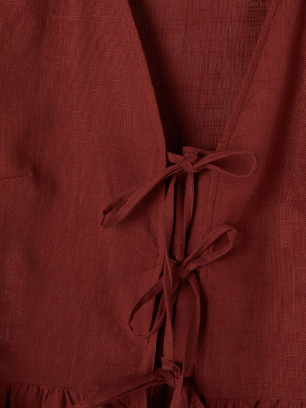 Bordo V Yaka Fiyonk Detaylı Bluz-2