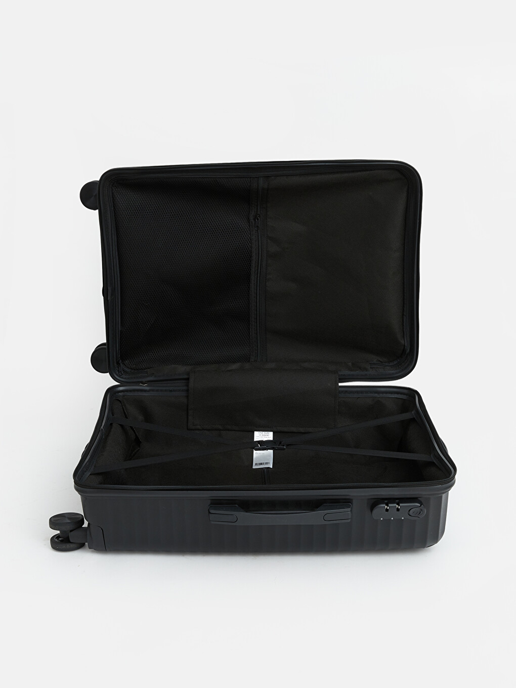 Siyah Kilit Detaylı Orta Boy Valiz-3