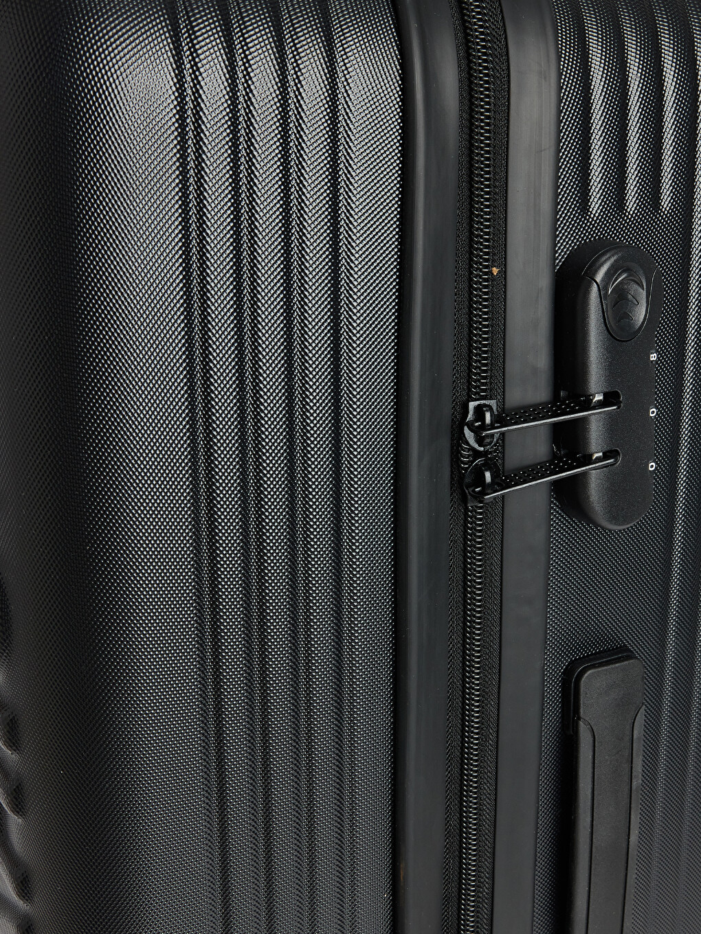 Lock Detailed Small Size Suitcase-4