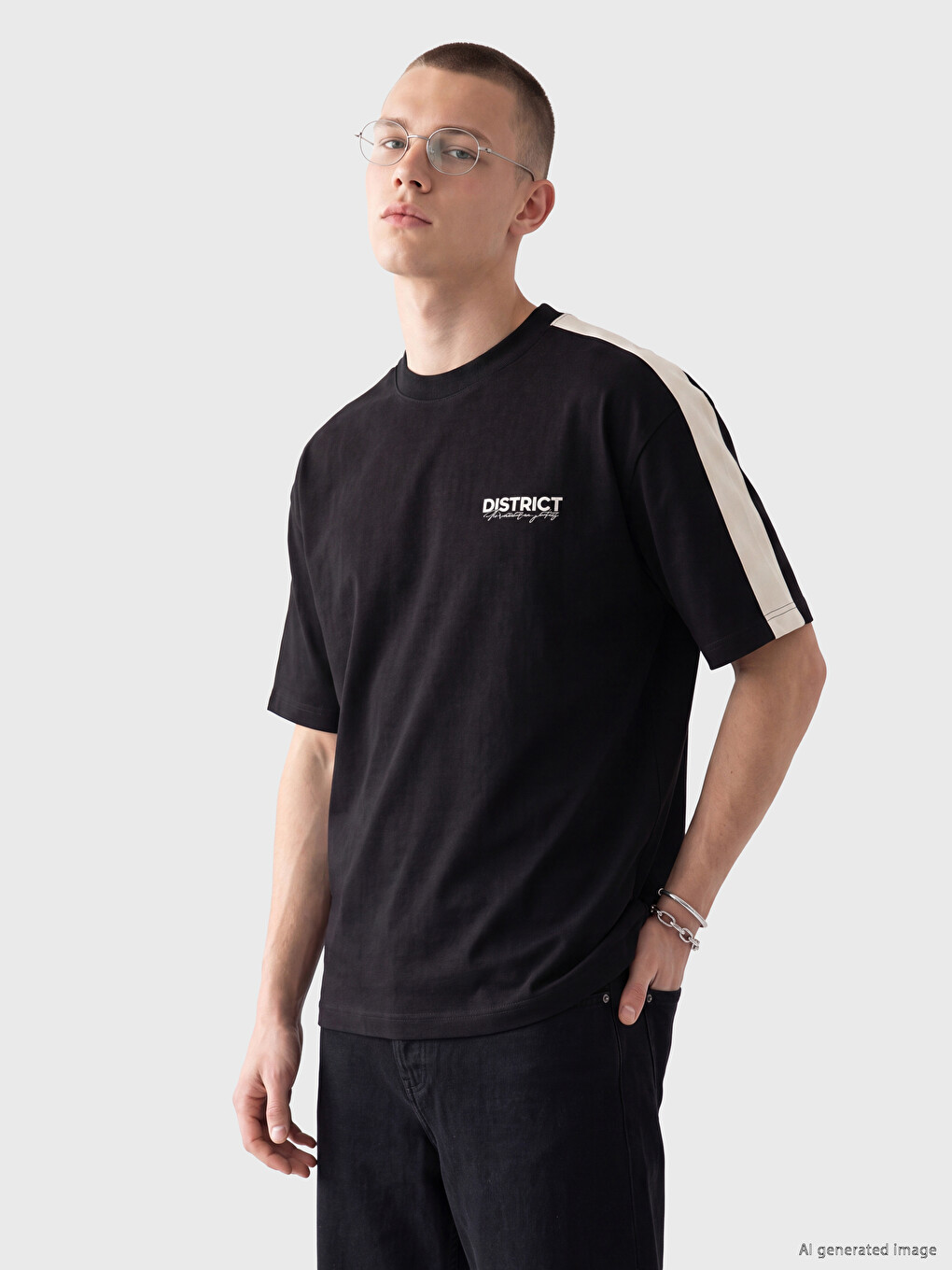 Striped Detailed Men's T-shirt