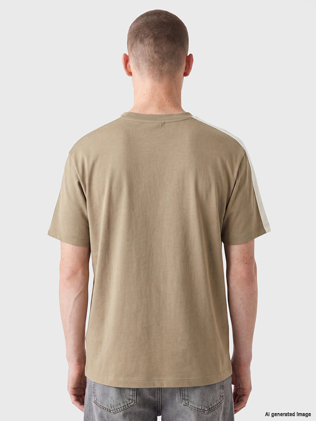 Kahverengi Oversize Fit Bisiklet Yaka Baskılı Erkek Tişört-3