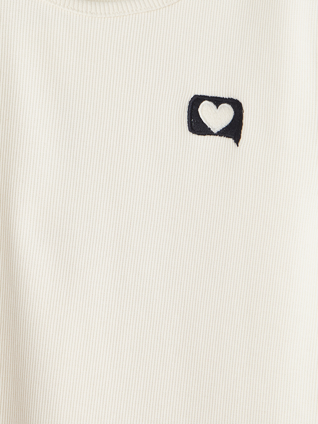 Crew Neck Embroidered Girls' T-shirt-1