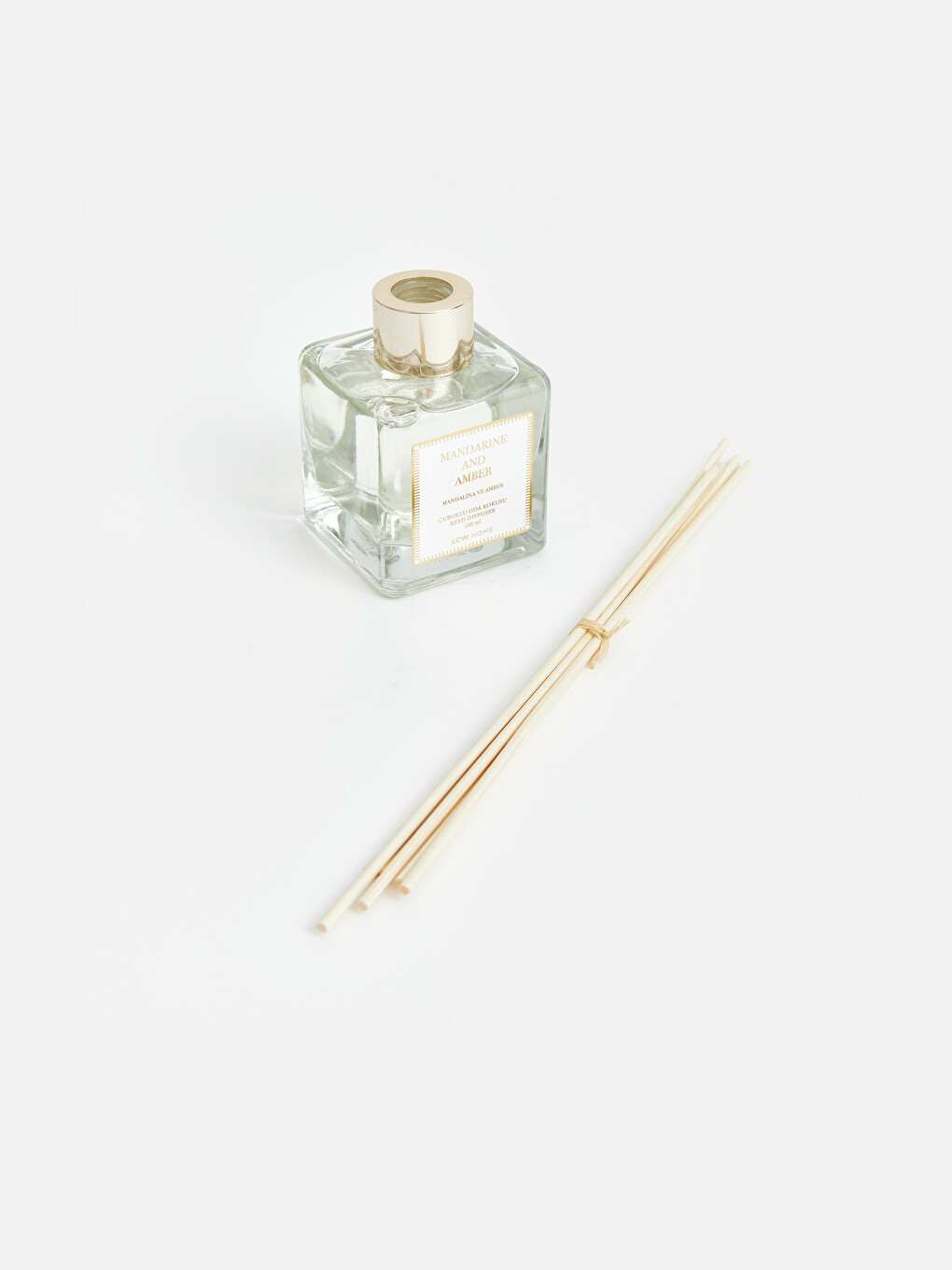 Aromatizues Dhome Me Shkopinj Mandarine Dhe Ambrë 100 Ml-3