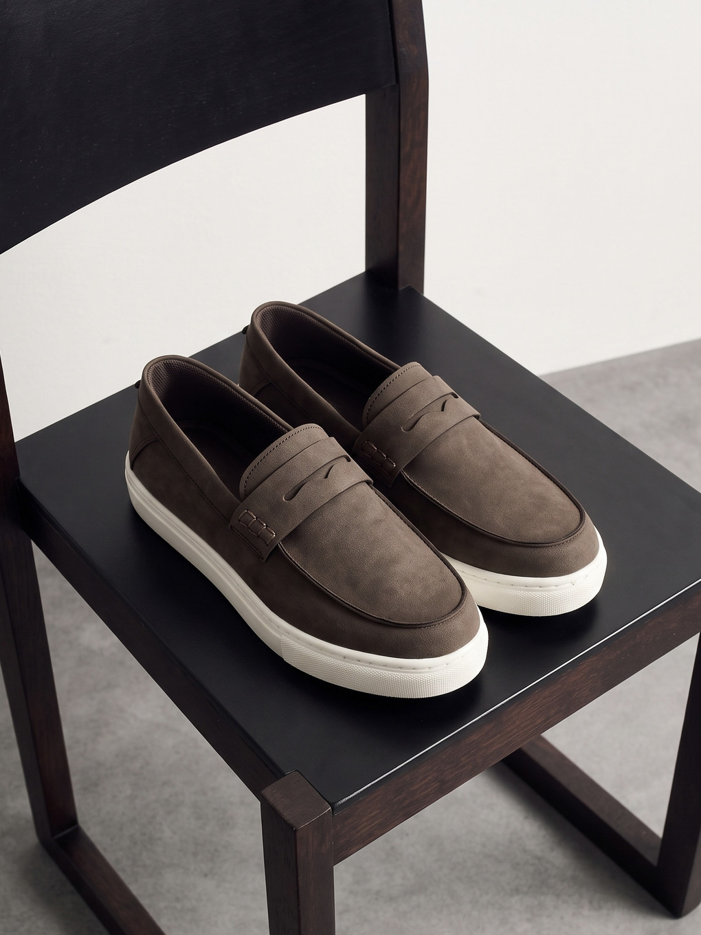  Thick Soled Loafer