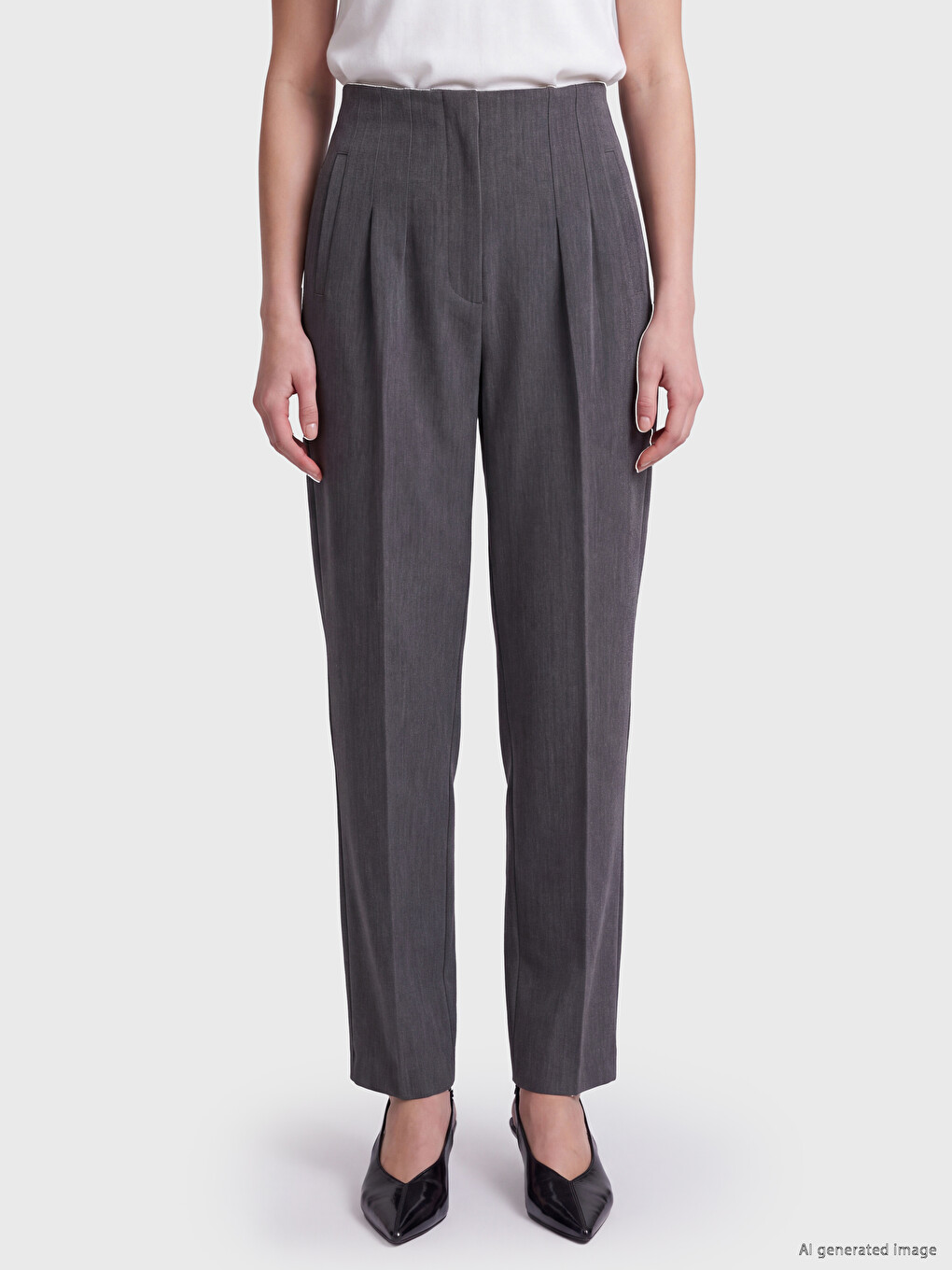 Slim Fit Women's Pleated Fabric Trousers