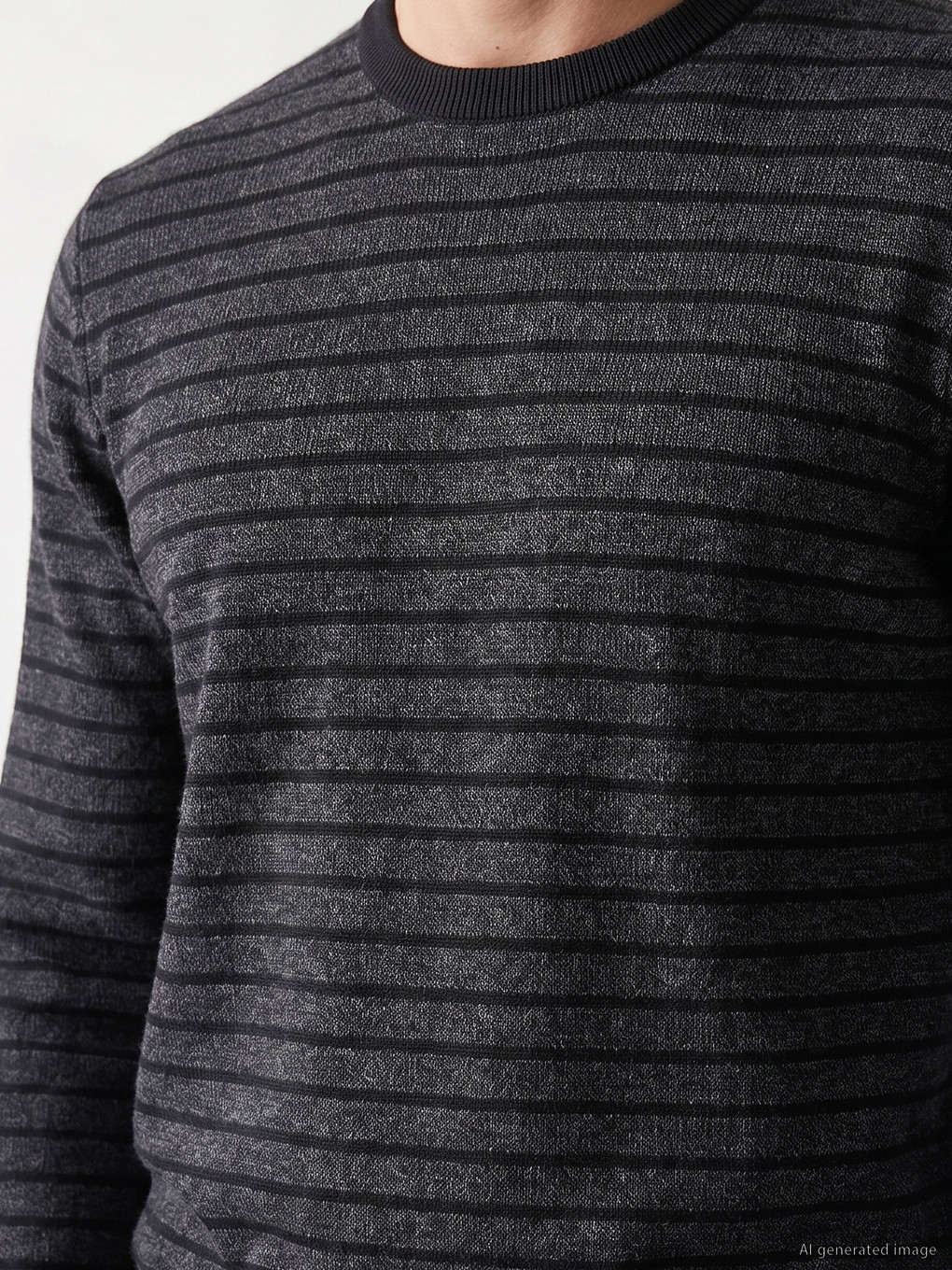 Siyah Bisiklet Yaka Çizgili Erkek Sweatshirt-2