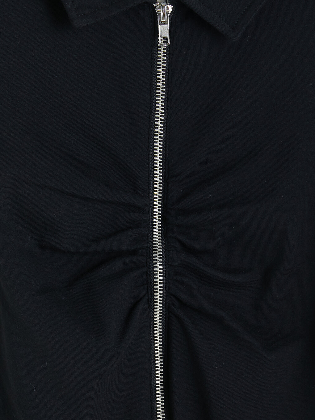 Siyah Polo Yaka Büzgülü Bluz-2