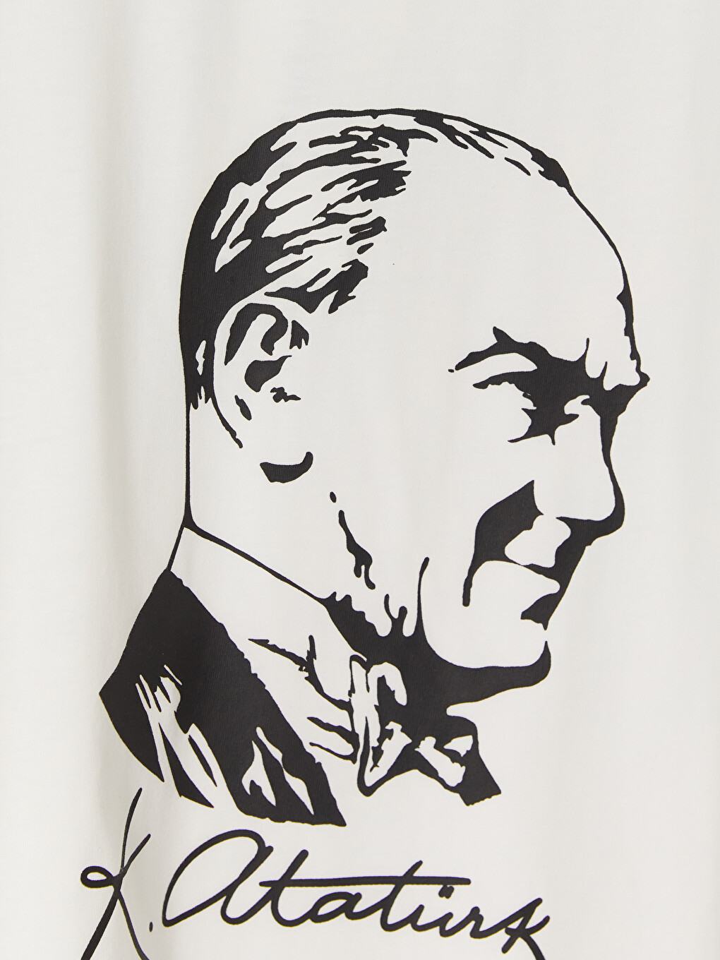 Djevojčica Bijela Majica-2