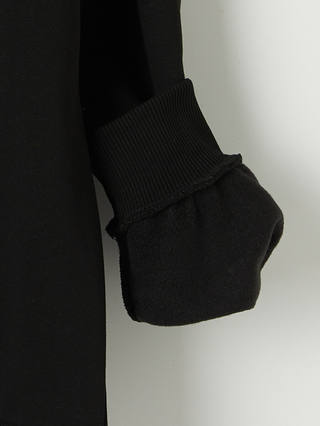 Siyah Fermuarlı Dik Yaka Baskılı Erkek Sweatshirt-6