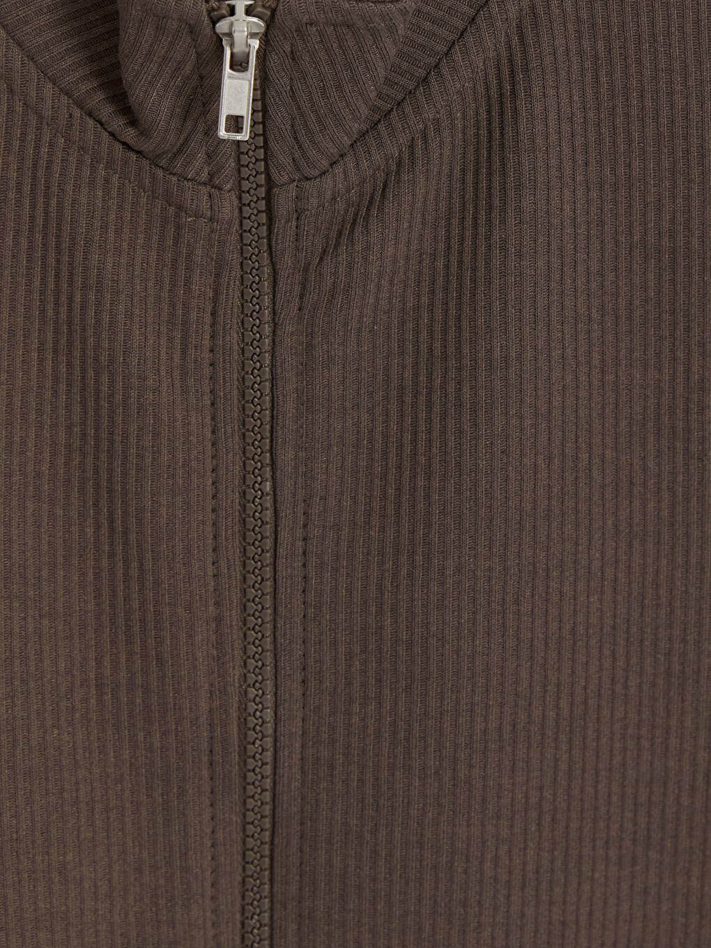 Kahverengi Dik Yaka Erkek Fermuarlı Sweatshirt-1