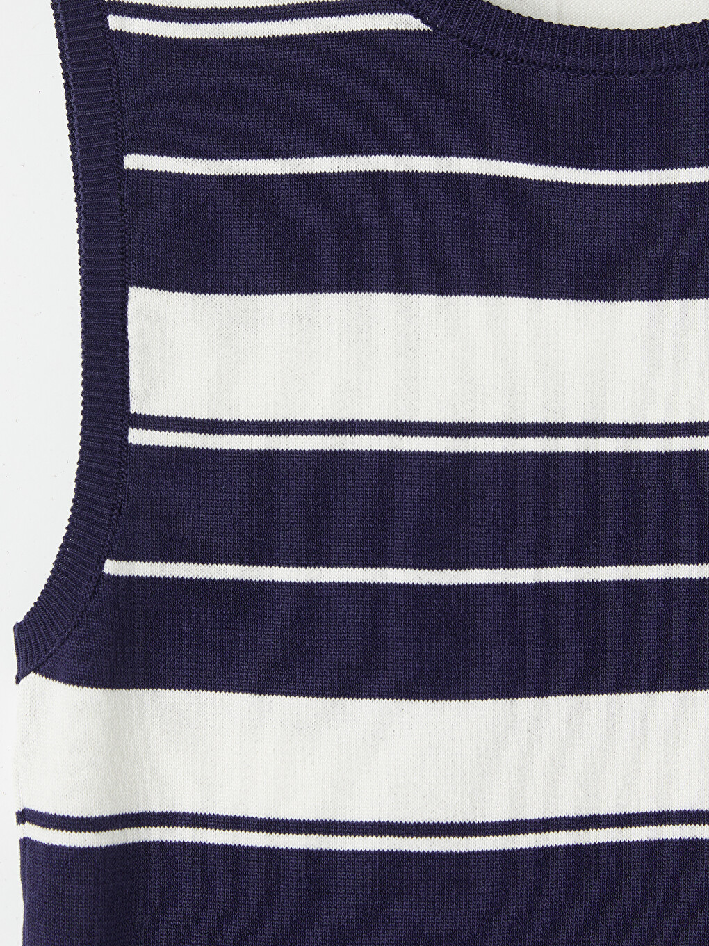 Crew Neck Striped Women's Knitwear Tank Top-6