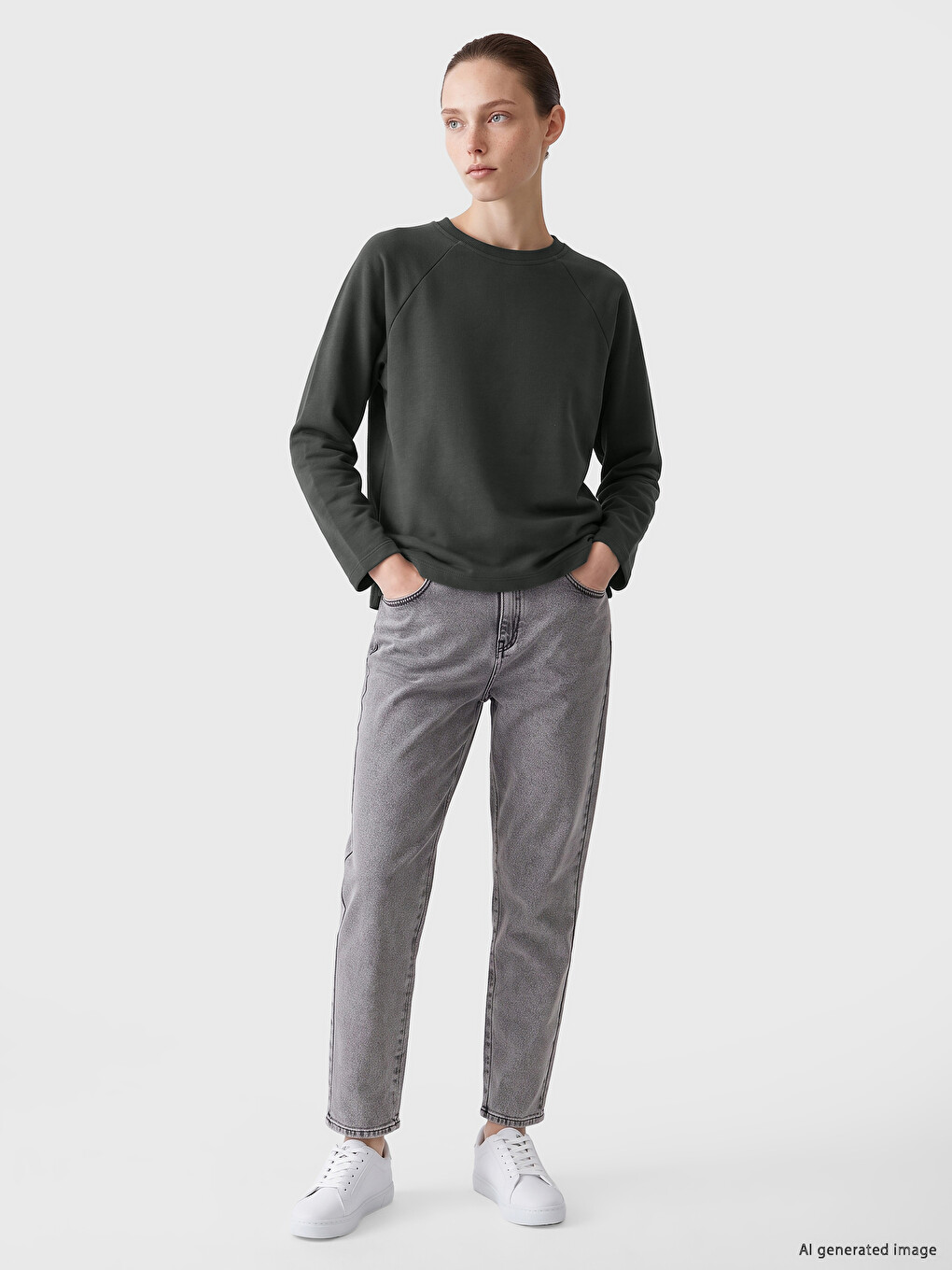 Yeşil Bisiklet Yaka Kadın Sweatshirt-1