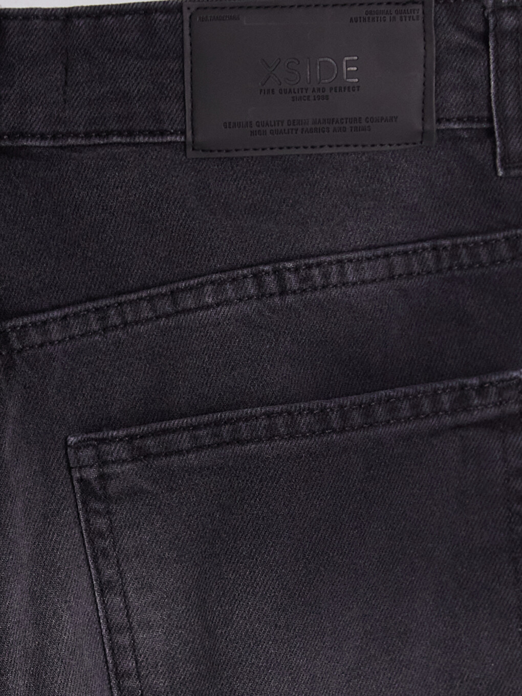 710 Loose Fit Men's Jeans-2