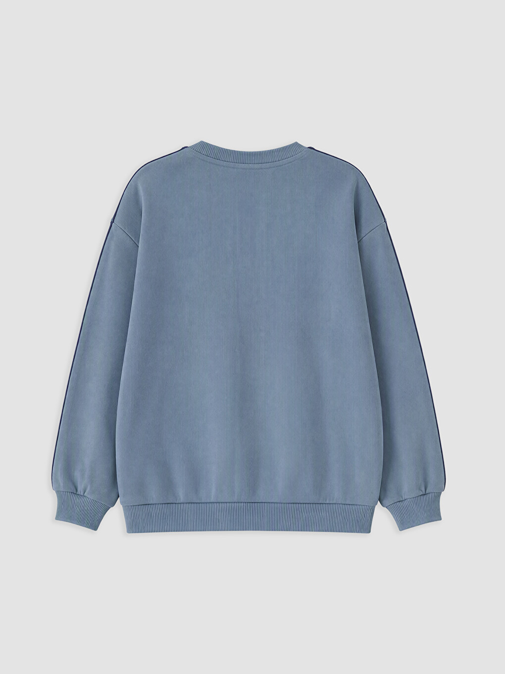 Djalë Ble E Erret Sweatshirt-1
