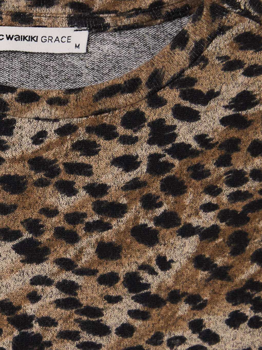 Bej Leopar Desenli Kadın Tişört-6