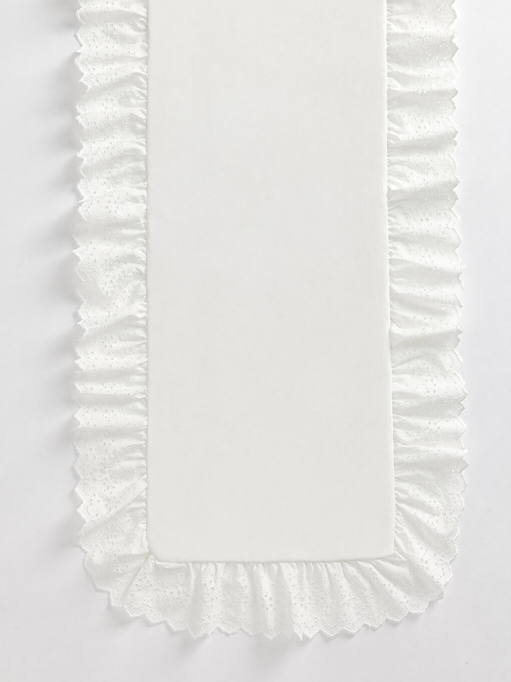 Embroidered Runner 45x150 Cm-1