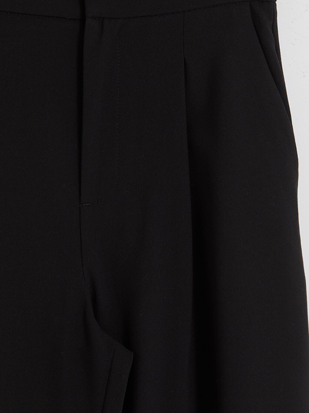 Regular Fit Women's Pleated Fabric Trousers-2