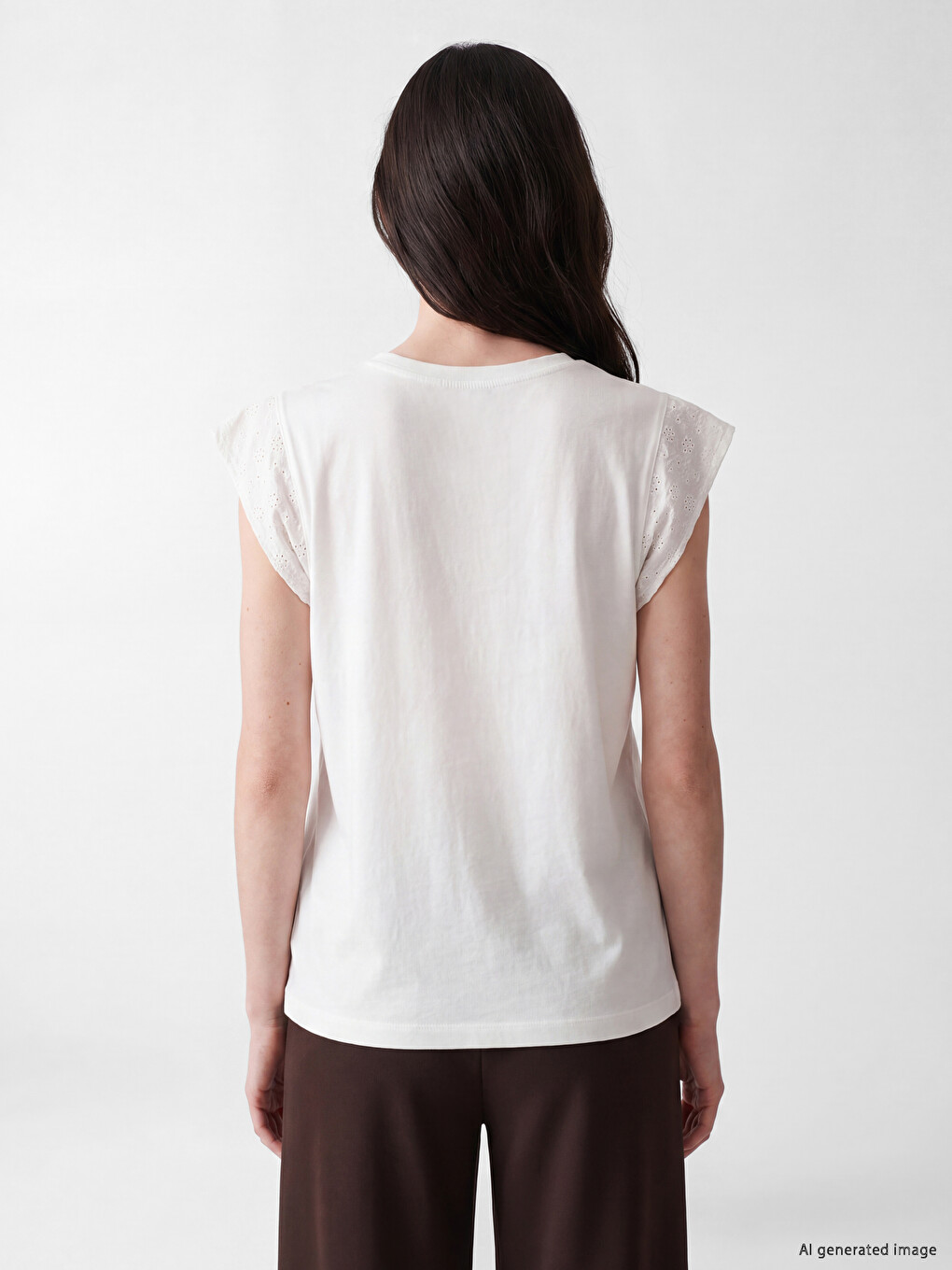 Žena Bijela Bluza-3