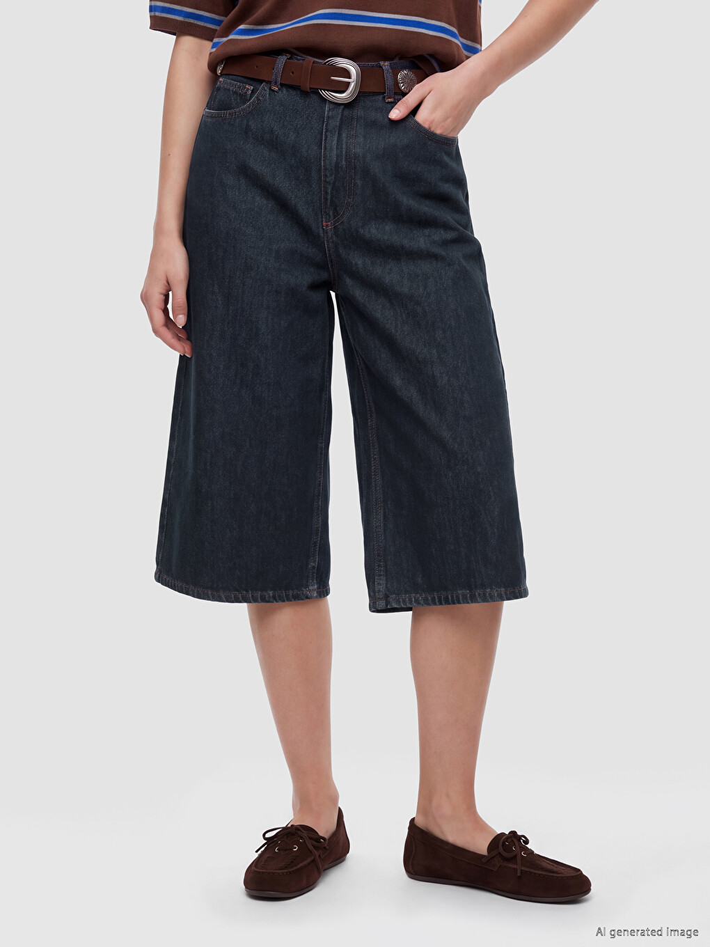 Woman Indigo Denim Shorts-1