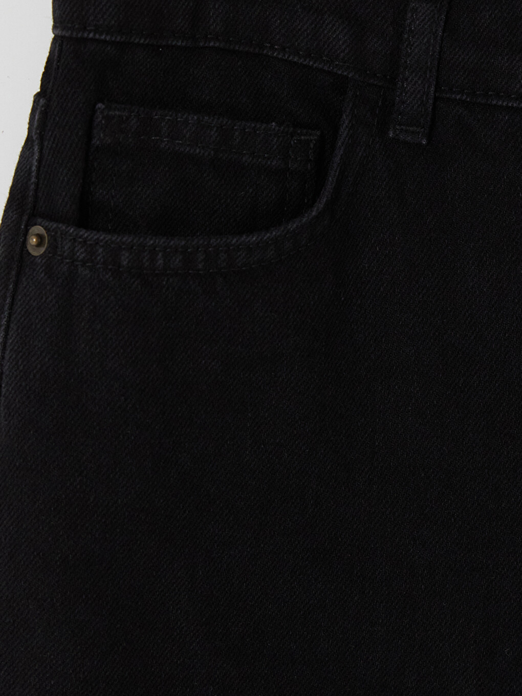 Plus Size Straight Fit Women's Jeans-1