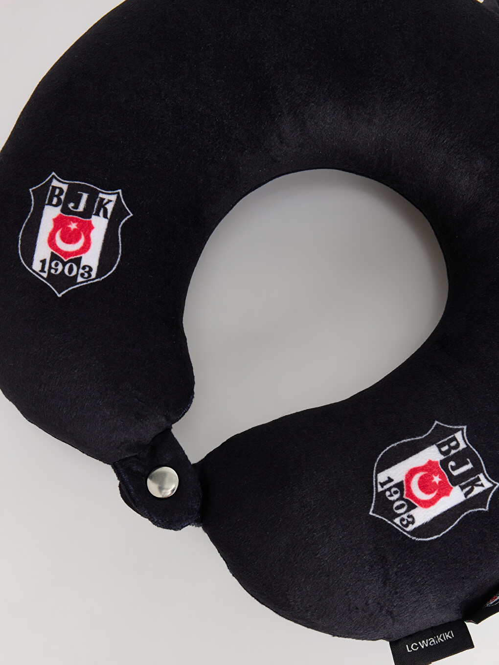 Karışık Beşiktaş Nakışlı Çocuk Boyun Yastığı-1