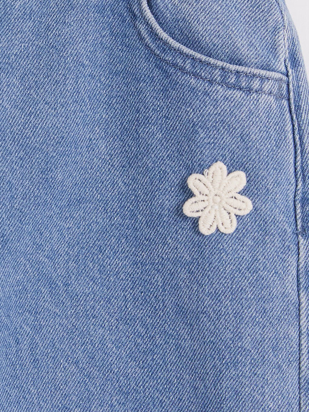 Flower Embroidered Barrel Fit Girls' Jeans-1