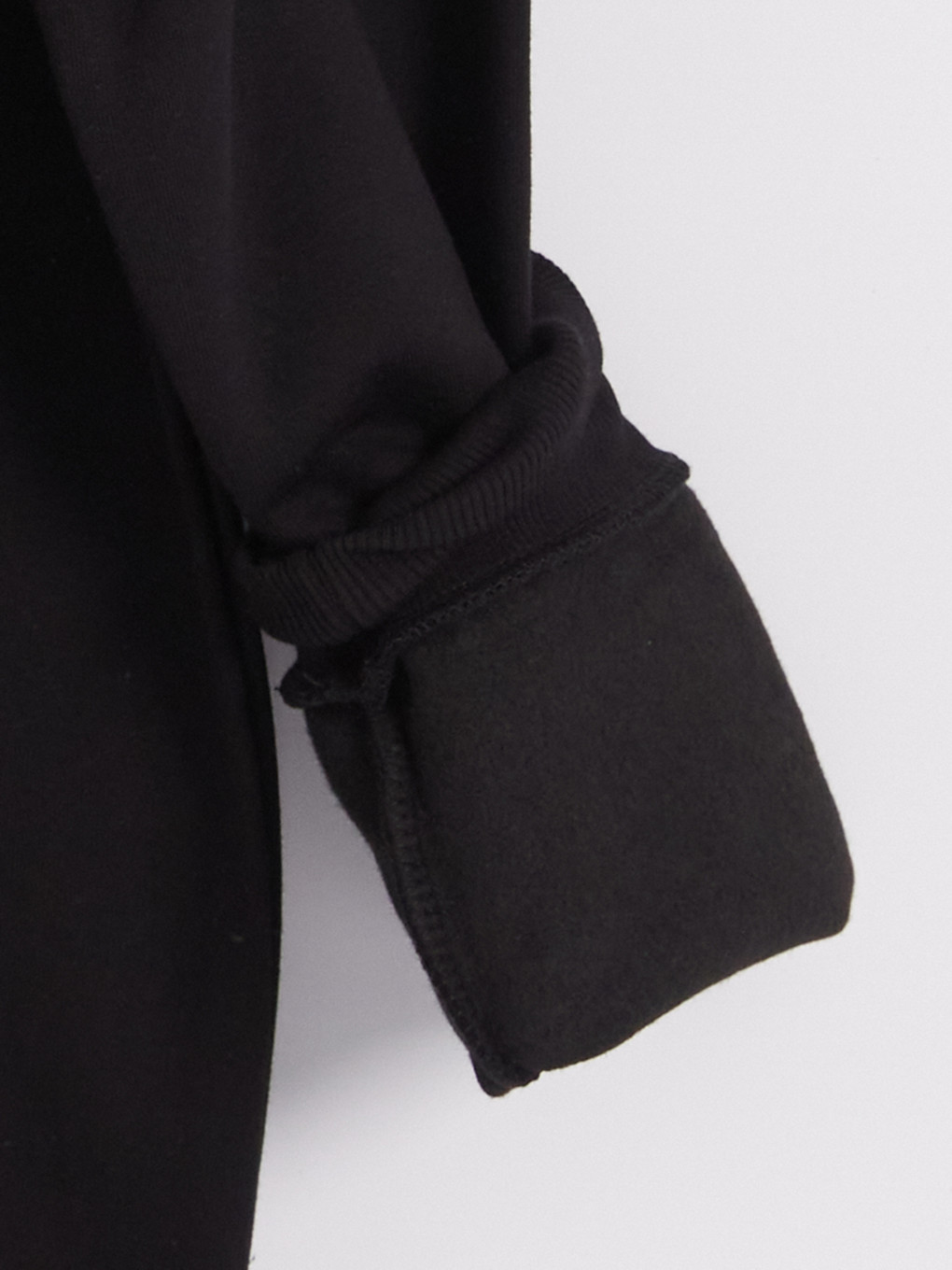 Siyah Bisiklet Yaka Erkek Kalın Sweatshirt-1