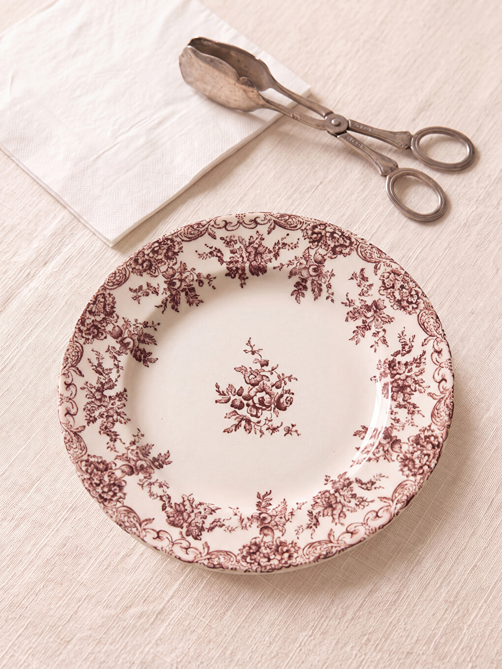 Flower Patterned Porcelain Cake Plate 19 Cm