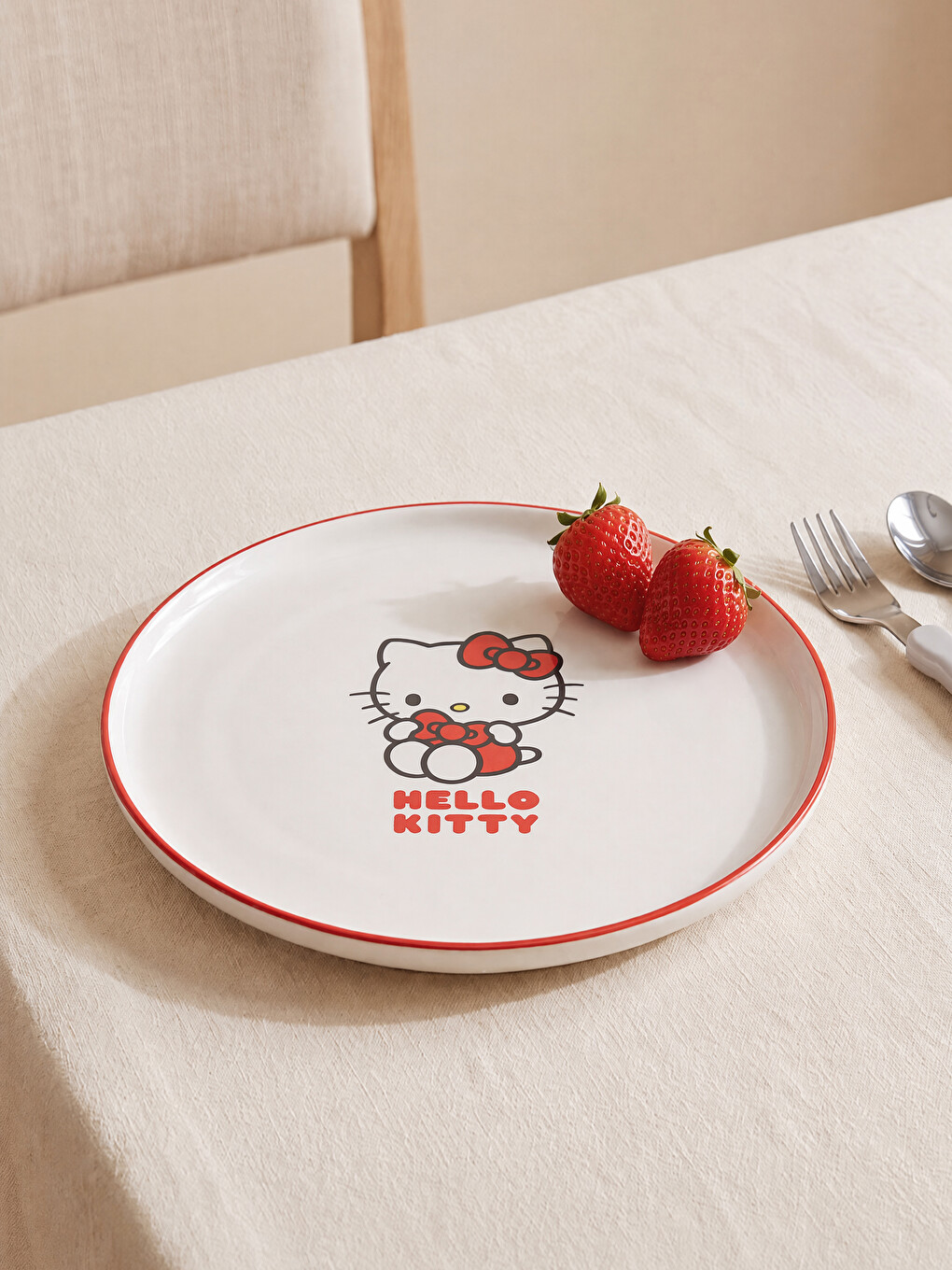 Hello Kitty Štampani Keramički Tanjir Za Tortu 21 Cm