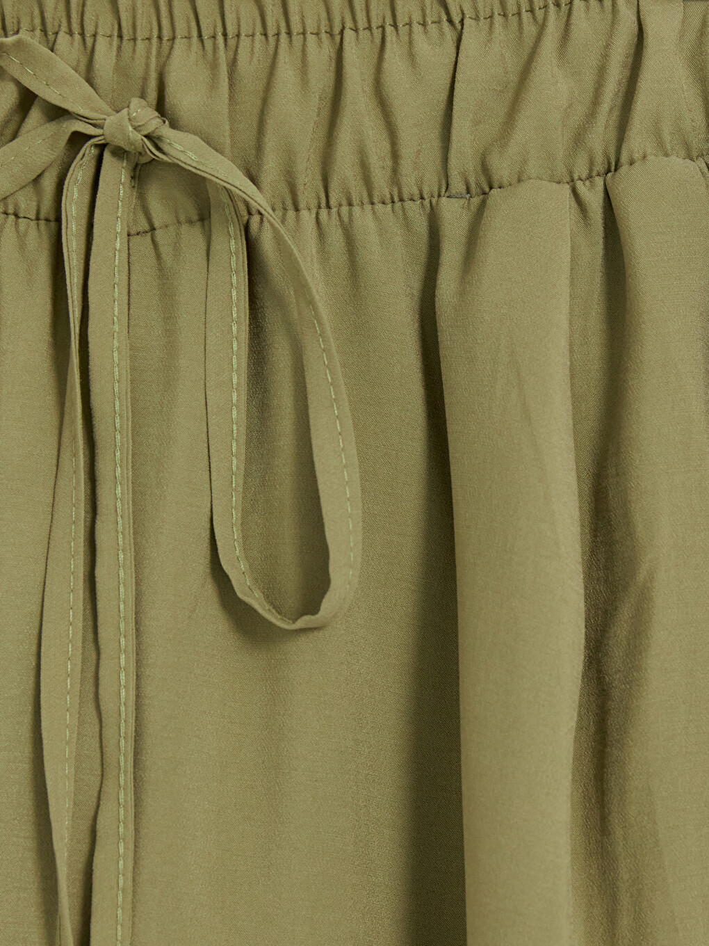 Yeşil Beli Lastikli Geniş Paça Kadın Pantolon-6