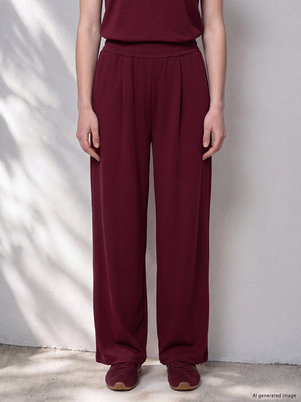 Woman Bordeaux Sweatpants-1