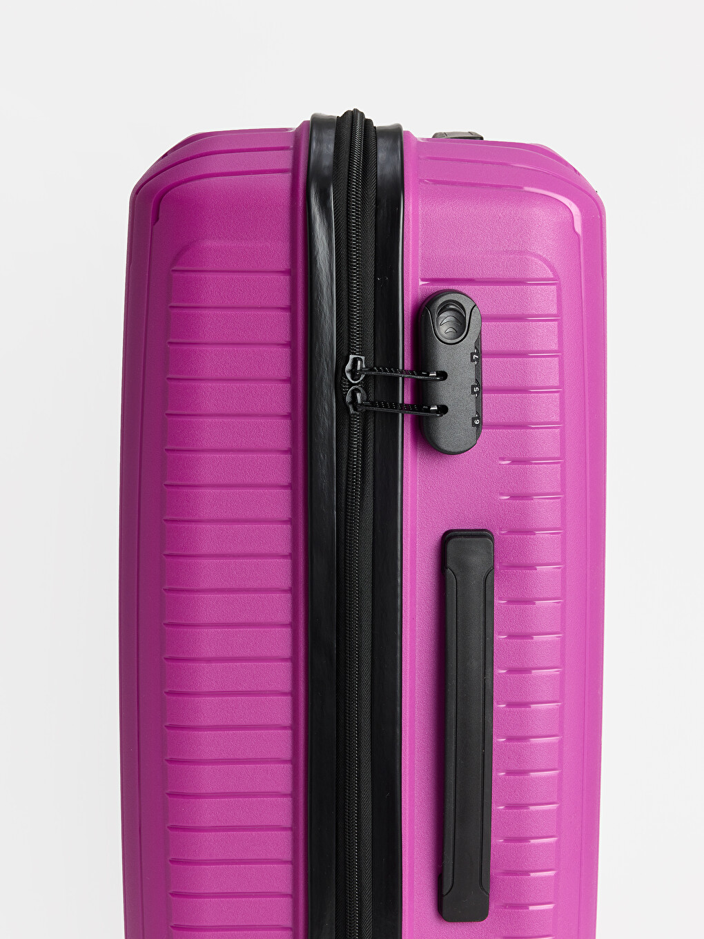 Lock Detailed Large Size Suitcase-3