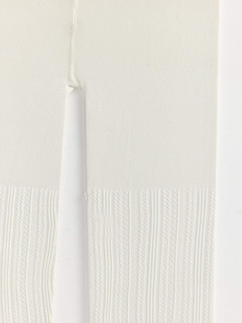 Beyaz 2'li Kız Çocuk Külotlu Çorap-4