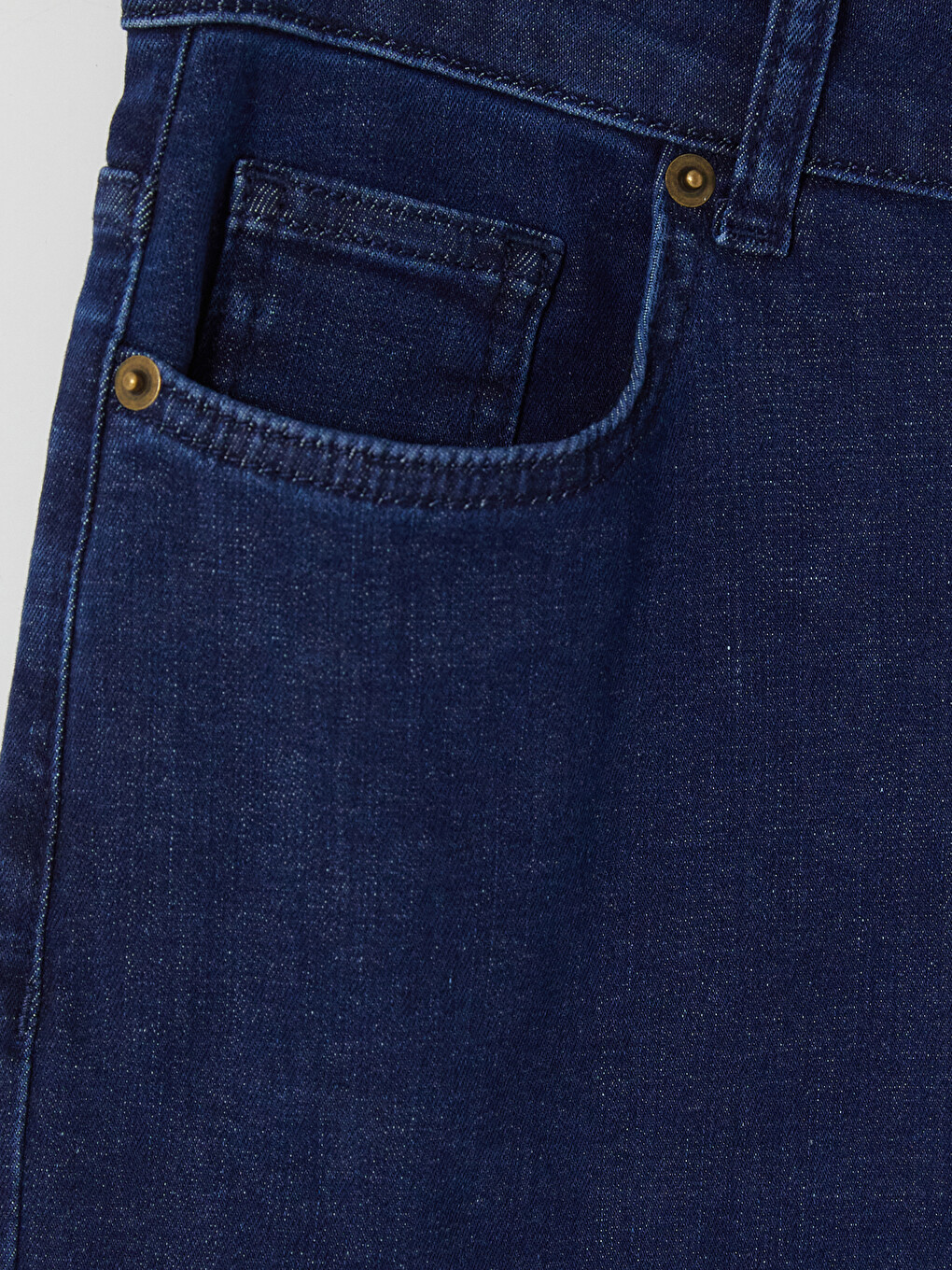 Plus Size Straight Fit Women's Jeans-1