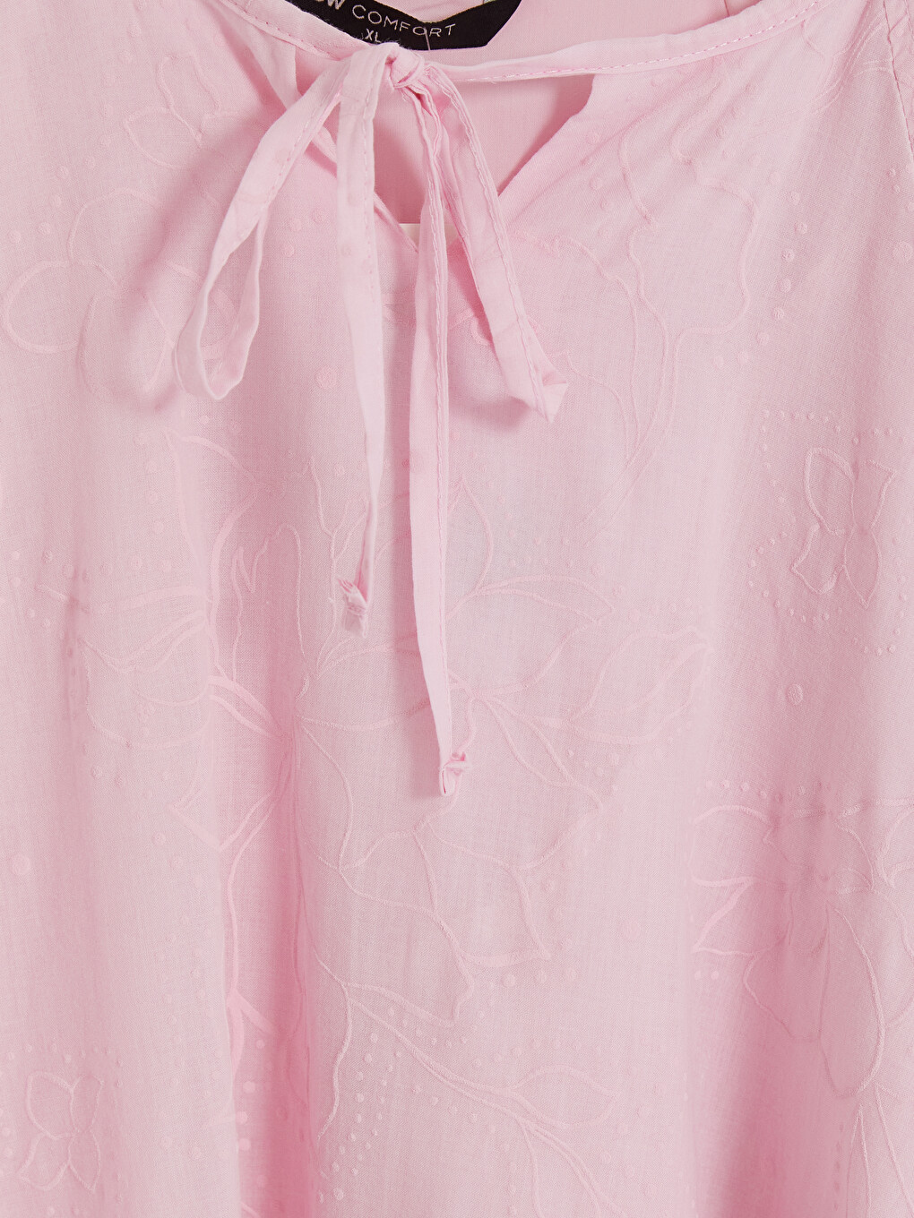 Pembe Bağlamalı Yaka Nakışlı Elbise-1