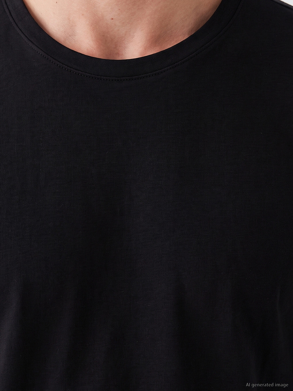 Crew Neck Long Sleeved Men's T-shirt-2
