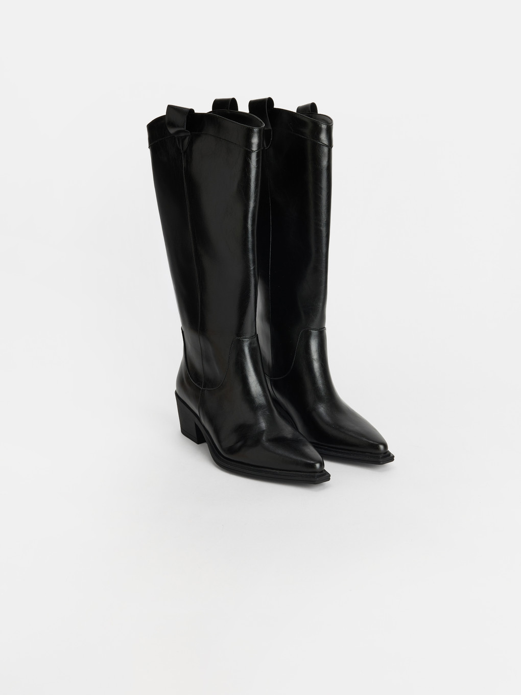 Woman Black Knee-high Boots
