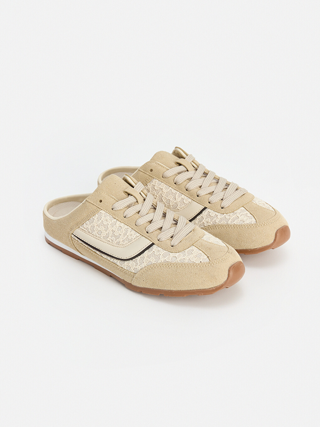Back Open Sports Shoe