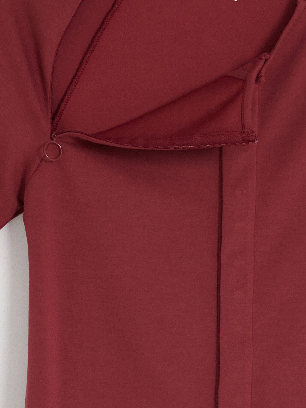 Bordo Kolay Giyilebilir Çıtçıtlı Soft Touch Kadın Tişört-4