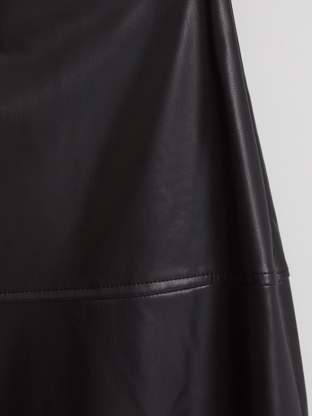 Woman Black Skirt-3