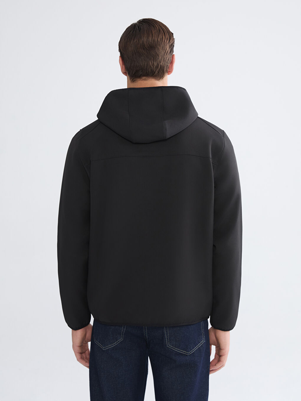 Siyah Standart Kalıp Kapüşonlu Erkek Mont-4
