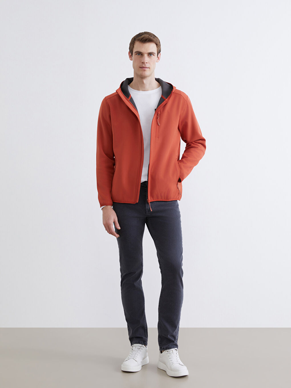 Kahverengi Standart Kalıp Kapüşonlu Erkek Mont-1