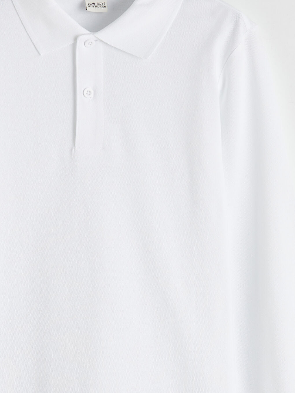 ბიჭი თეთრი მაისურები და ზედები-2