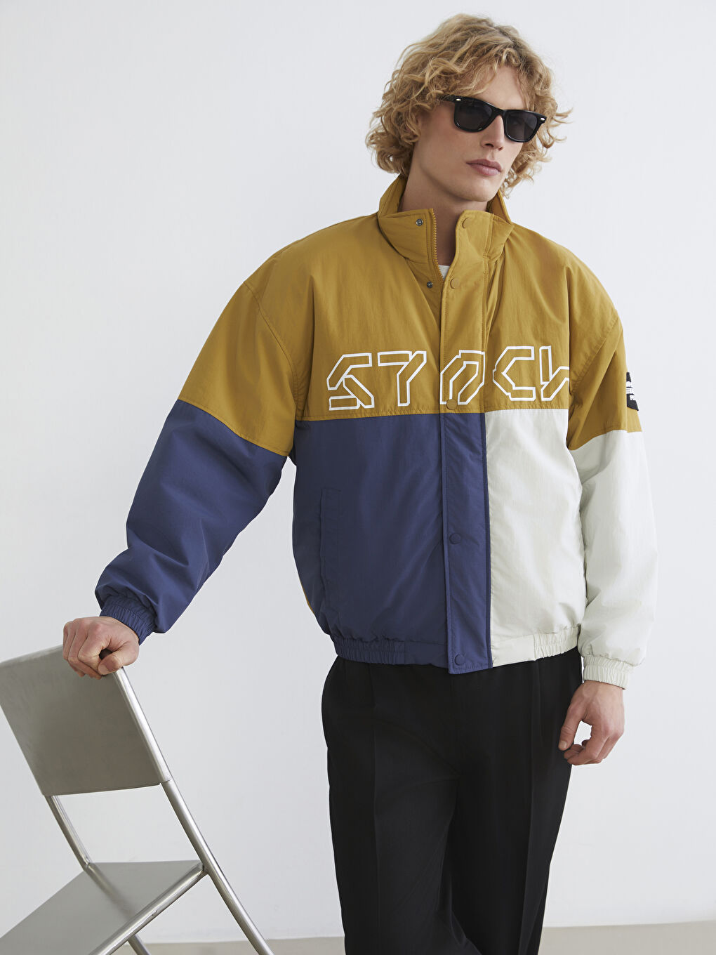 Rahat Kalıp Dik Yaka Erkek Mont