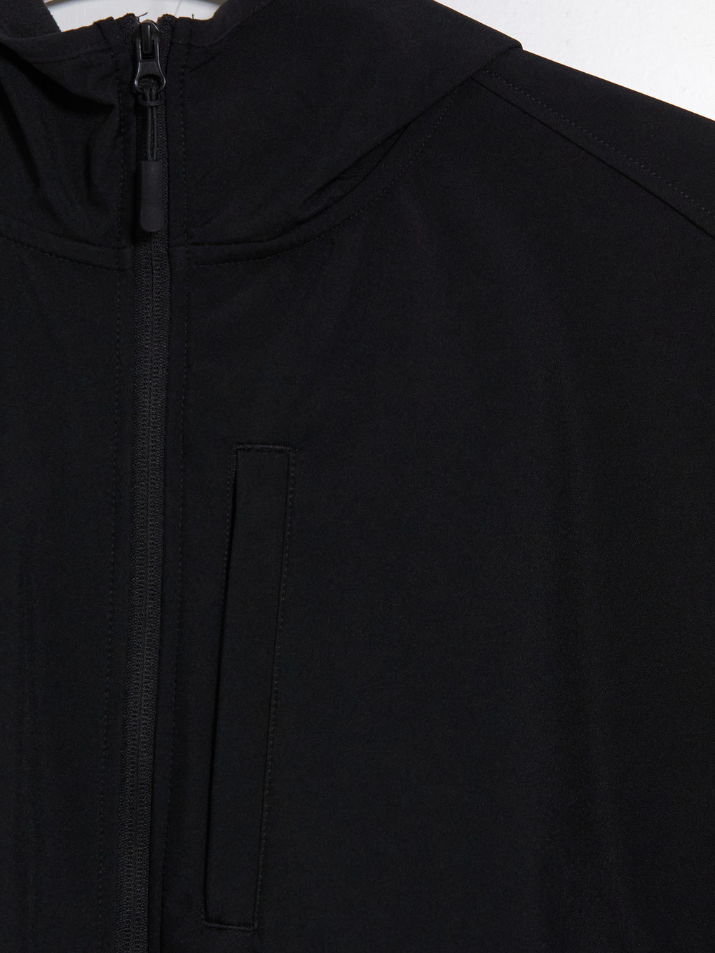Siyah Regular Fit Kapüşonlu Erkek Mont-6