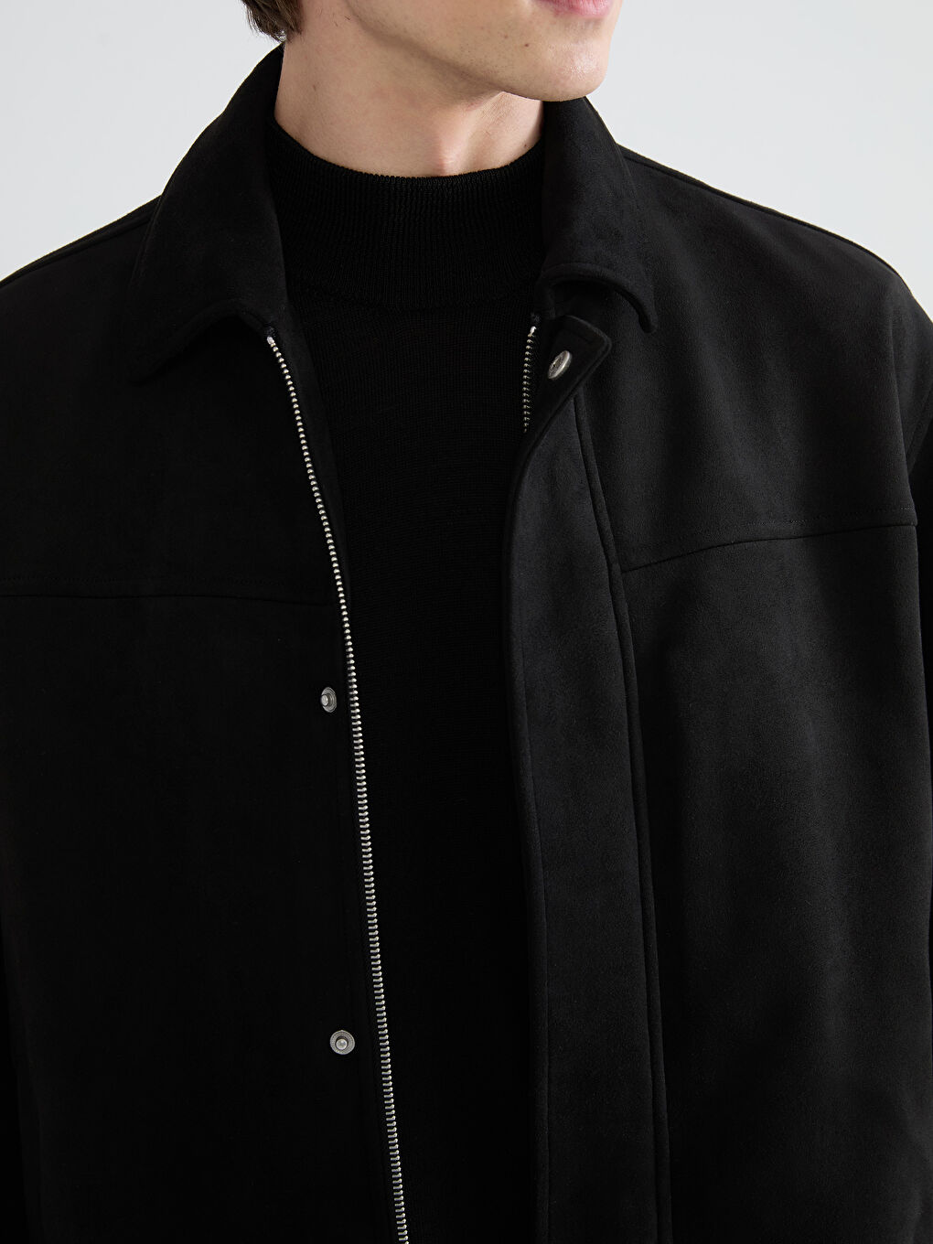 Siyah Gömlek Yaka Süet Görünümlü Erkek Mont-2