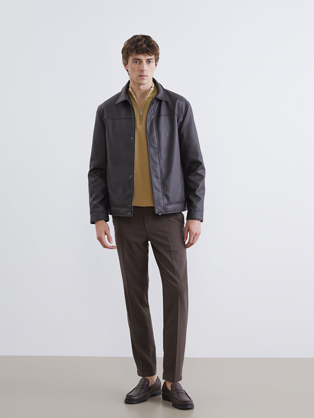 түзу пішімді жағалы ерлер пальтосы-1