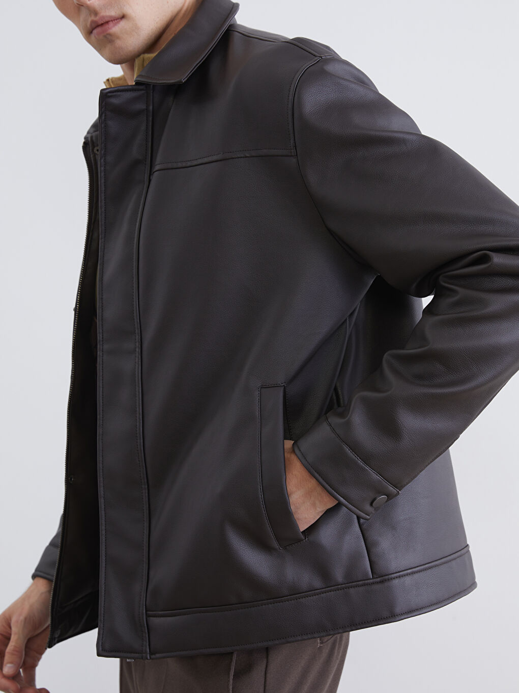 түзу пішімді жағалы ерлер пальтосы-2